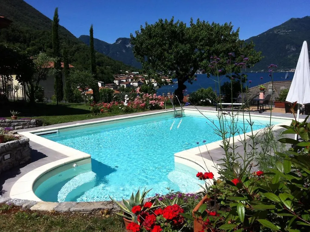 B&B Cherry En Rose location