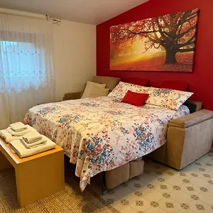 Mirella Bed and breakfast