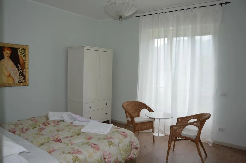 Bed & Breakfast B&B Cherry En Rose Lezzeno