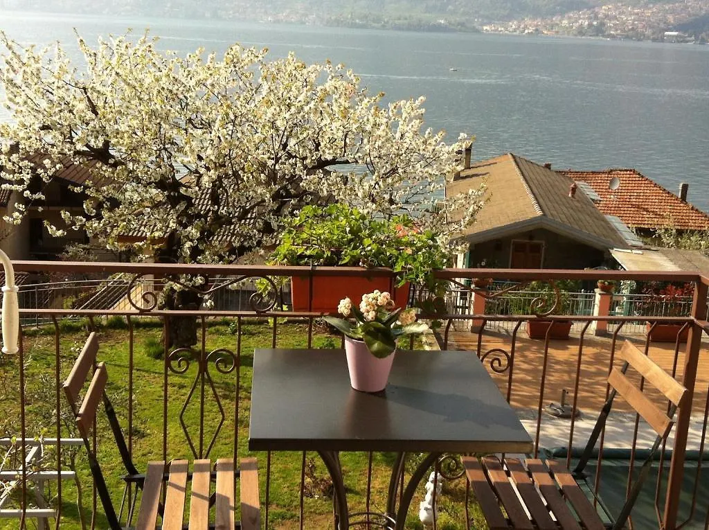 Bed and breakfast B&B Cherry En Rose Lezzeno