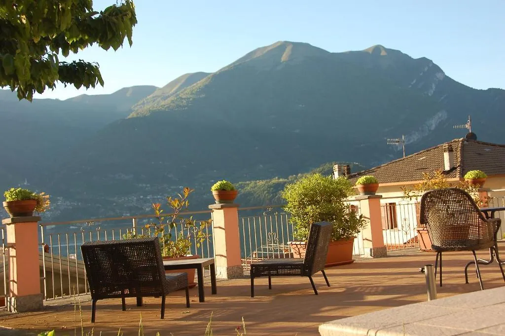 Bed & Breakfast B&B Cherry En Rose Lezzeno Italy